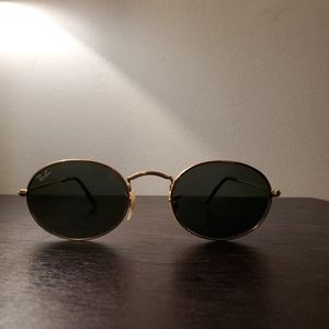 Oval Ray-Ban Sunglasses